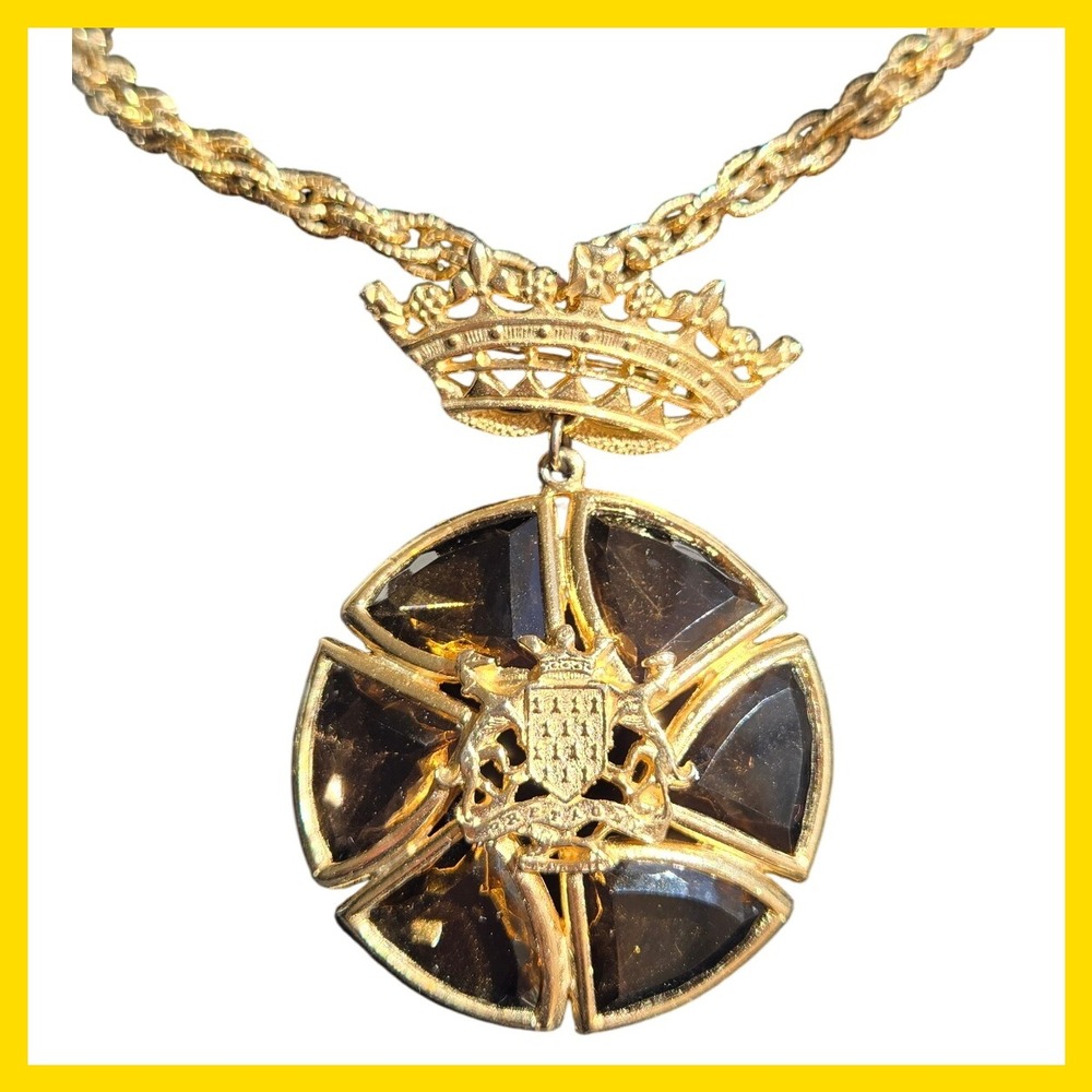 Vintage‎ 61" Rope Chain Sautoir Necklace Crown Brooch Pendant Gold Tone Crest